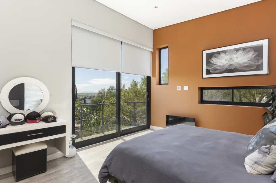 3 Bedroom Property for Sale in Heldervue Western Cape
